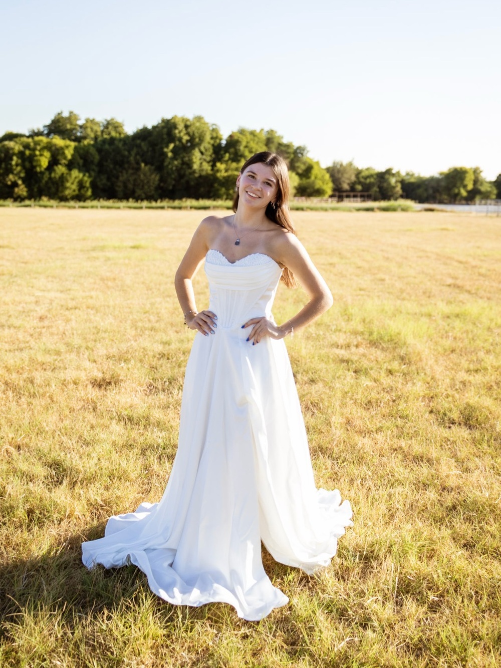 Classic Strapless White Bridal Gown with Sweetheart Neckline